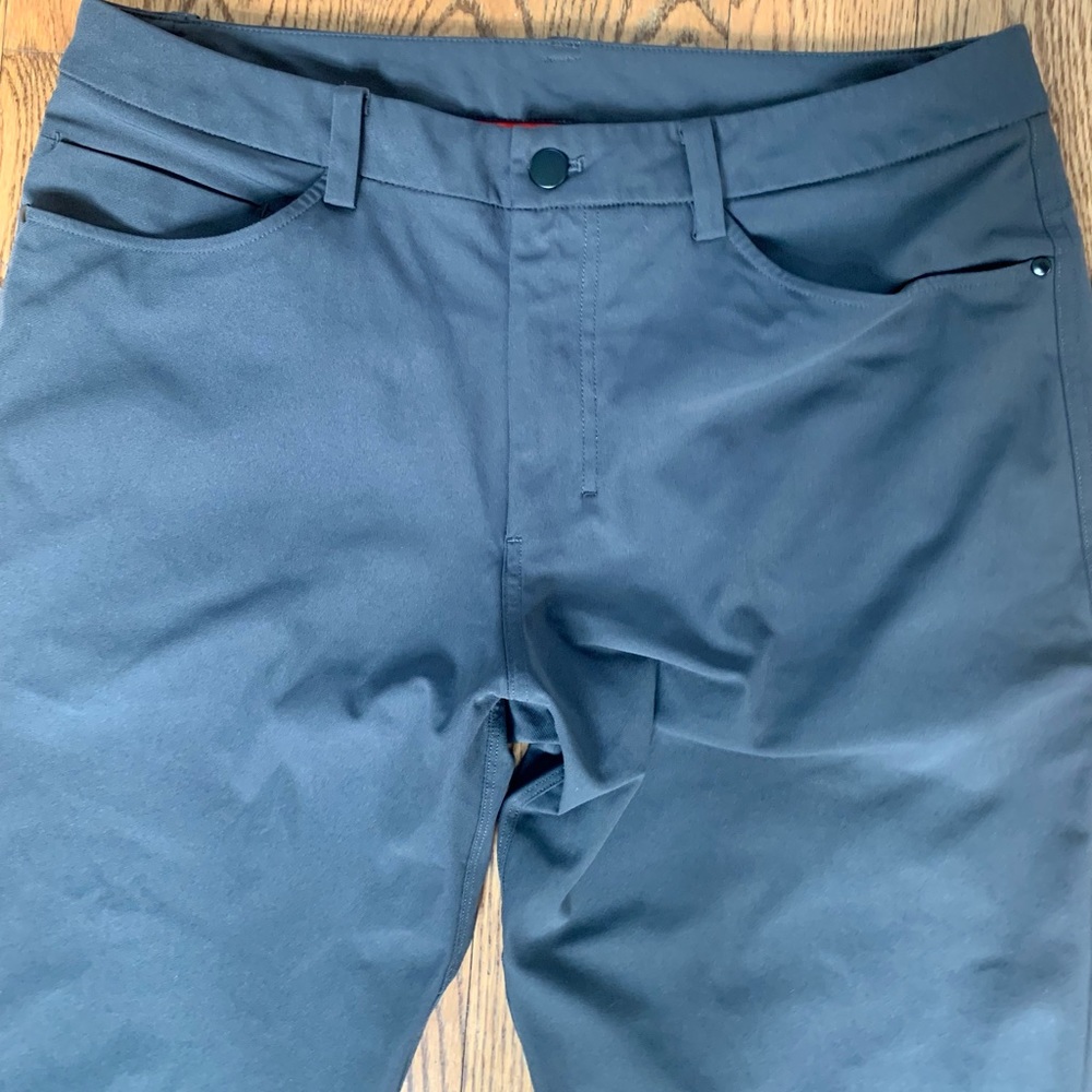 Lululemon classic fit pant. Warpstreme